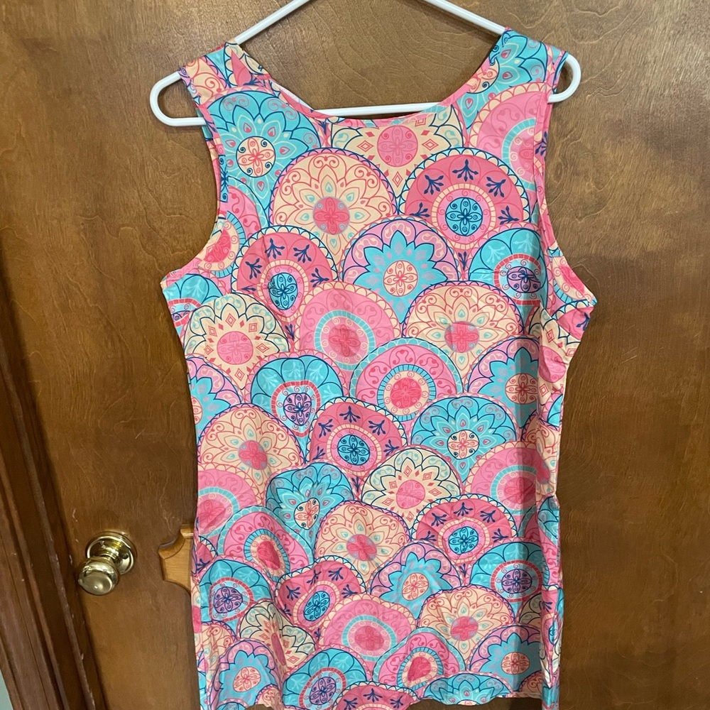 Summer sleeveless NWT geometric circle print dress